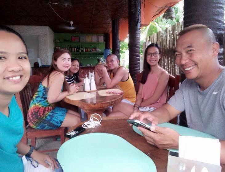 Guanna'S Place Room And Resto Bar Insula Malapascua Exterior foto
